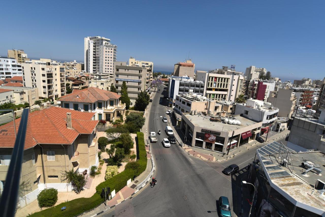 Rise Street Art Hotel Larnaca Bagian luar foto
